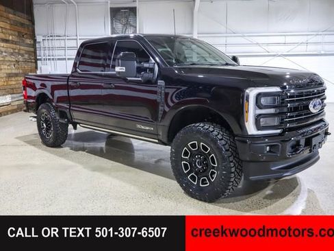 Used 2025 Ford F250 Platinum AWD/4WD image 2