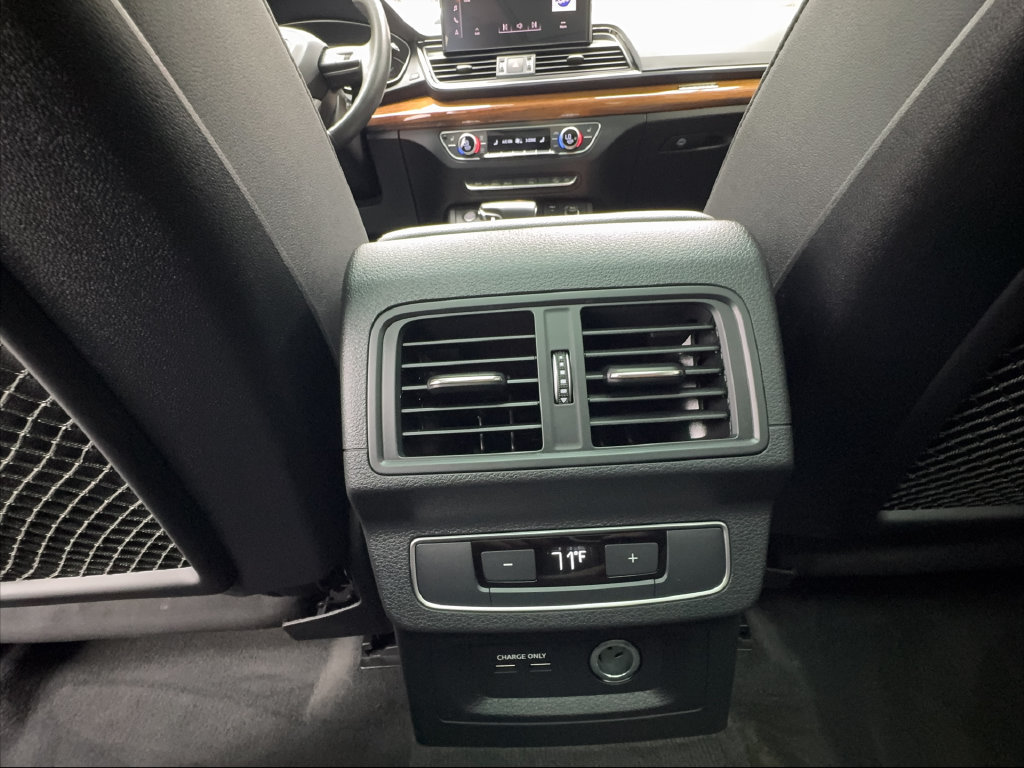 Used 2023 Audi Q5 2.0T Premium w/ Convenience Package AWD/4WD image 43