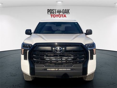 New 2026 Toyota Tundra SR image 2