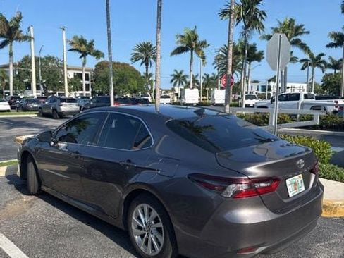 Used 2023 Toyota Camry LE FWD image 6