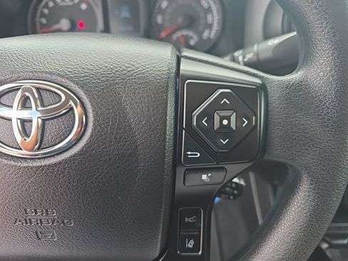 Certified 2021 Toyota Tacoma SR AWD/4WD image 20