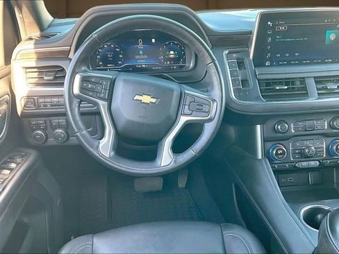 Used 2022 Chevrolet Tahoe LT w/ LT Signature Plus Package image 5