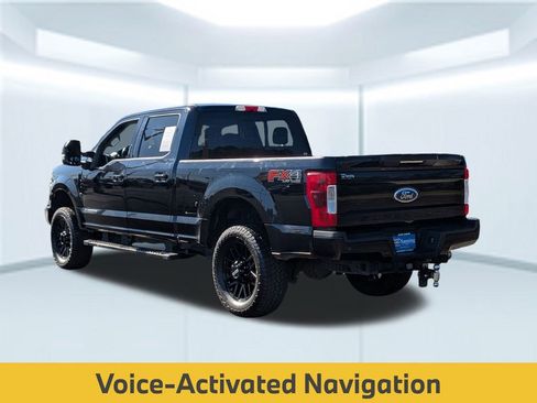 Used 2019 Ford F250 Lariat w/ Lariat Ultimate Package image 4