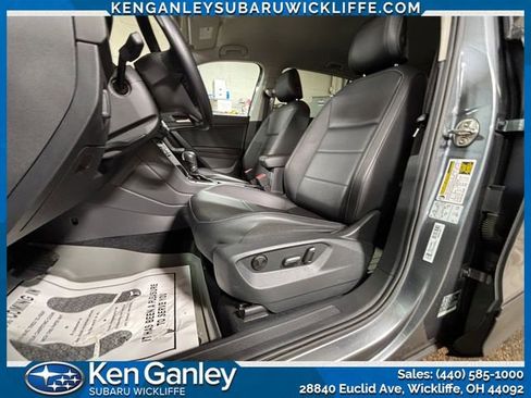 Used 2019 Volkswagen Tiguan SE image 19