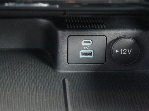 Used 2022 Ford Escape Titanium image 20