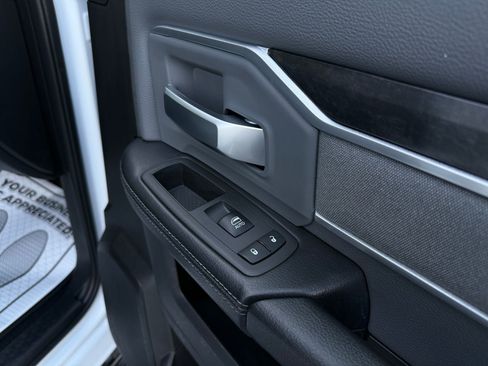 Used 2022 RAM 2500 Big Horn image 25