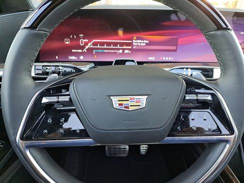 Certified 2026 Cadillac Escalade ESV Platinum Sport w/ LPO, ONYX Package image 28