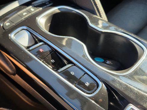 Used 2023 Buick Envision Essence image 31