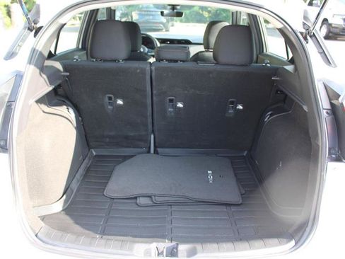 Used 2023 Nissan Kicks SR w/ Interior Electronics Package FWD image 11