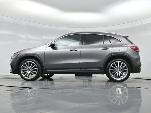 Used 2022 Mercedes-Benz GLA 250 4MATIC image 7
