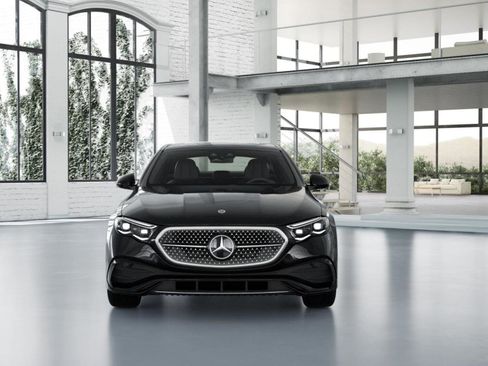 New 2026 Mercedes-Benz E 450 4MATIC Sedan image 9
