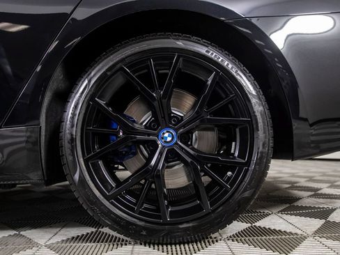 Used 2023 BMW 530e w/ M Sport Package RWD image 39