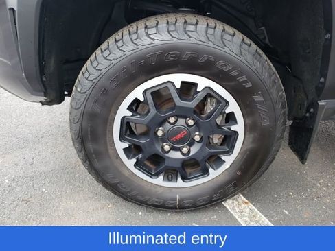 Used 2024 Toyota Tacoma TRD Off-Road w/ TRD Off Road Premium Package image 30