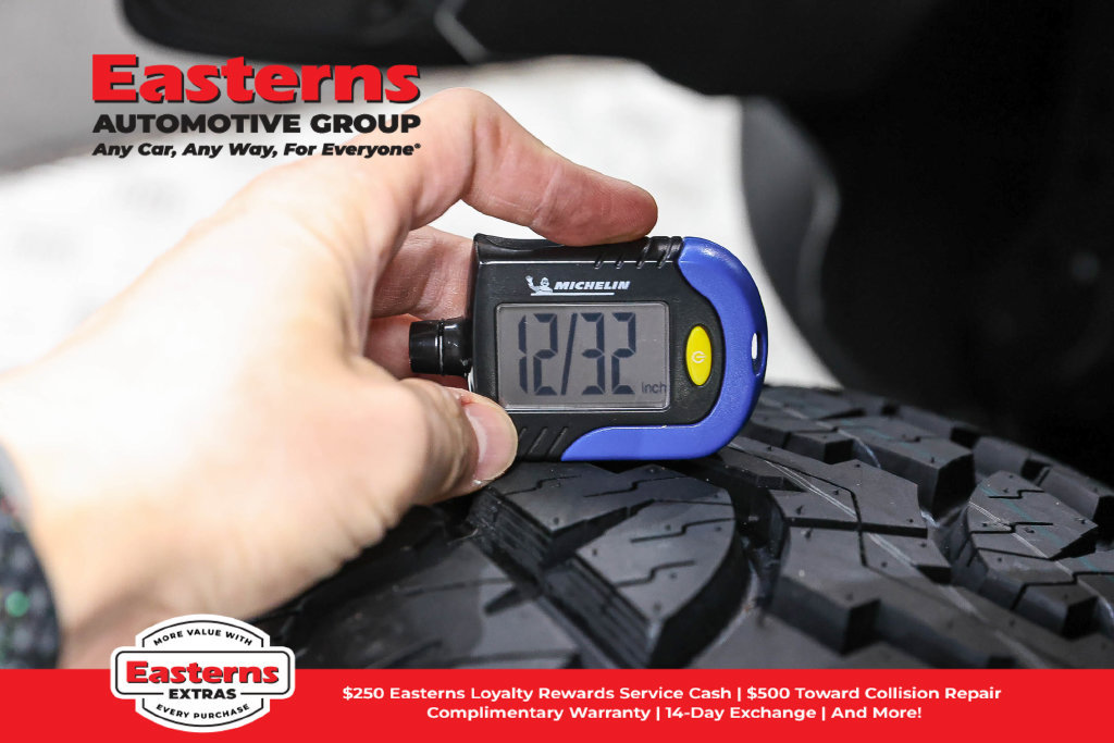 Used 2024 Jeep Wrangler Unlimited AWD/4WD image 31