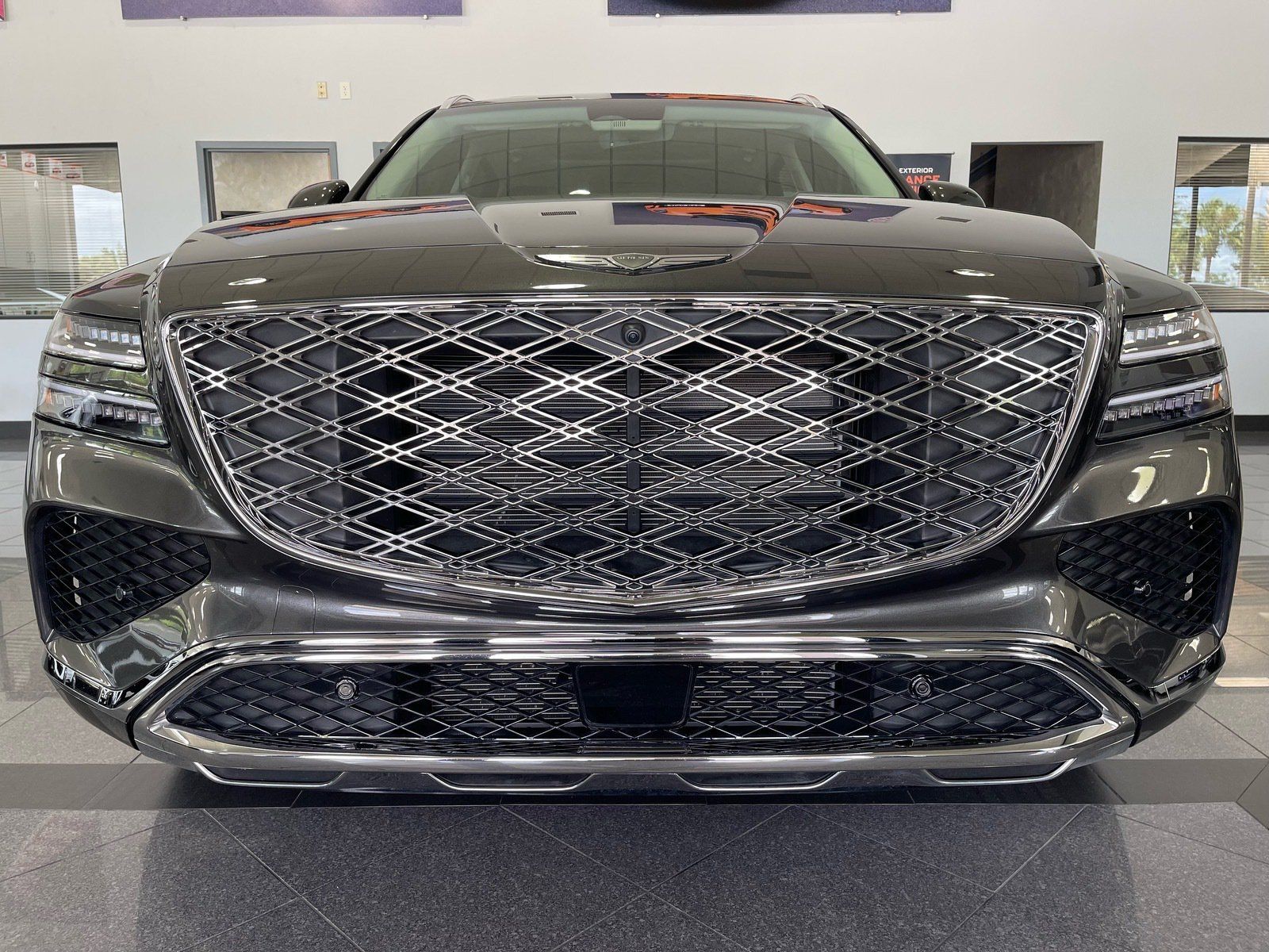 Used 2025 Genesis GV80 2.5T Advanced AWD/4WD image 8