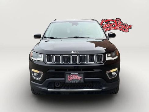 Used 2018 Jeep Compass Limited w/ Navigation Group AWD/4WD image 2