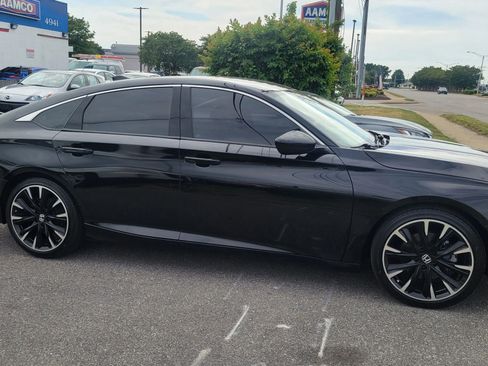 Used 2019 Honda Accord Sport image 7