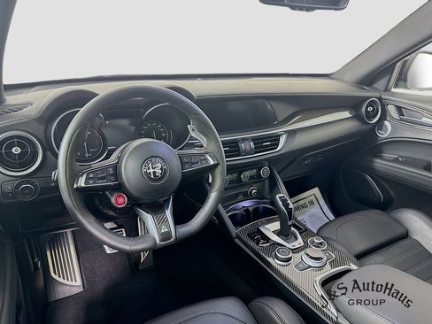 Used 2022 Alfa Romeo Stelvio Quadrifoglio w/ Active Assist Plus Package AWD/4WD image 29