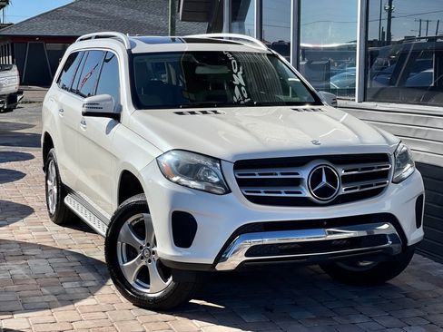 Used 2017 Mercedes-Benz GLS 450 4MATIC image 2