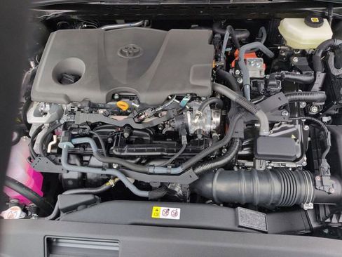 Used 2026 Toyota Camry SE image 29