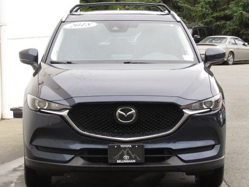 Used 2018 MAZDA CX-5 Touring w/ Preferred Equipment Package AWD/4WD image 3