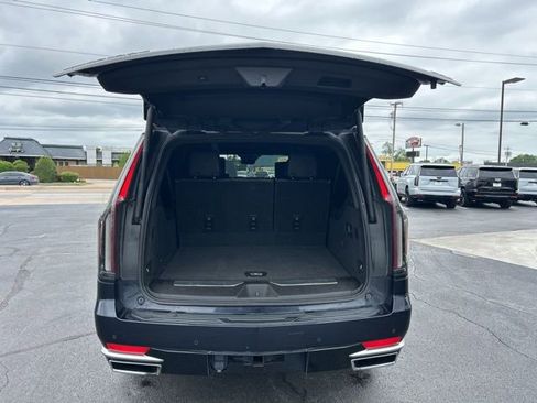 Used 2021 Cadillac Escalade ESV Premium Luxury w/ Driver Assist Tech Package AWD/4WD image 8