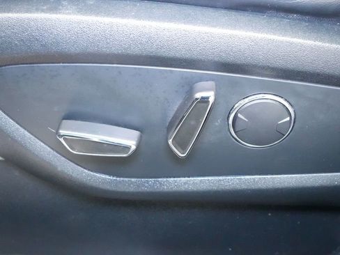 Used 2018 Lincoln MKX Select w/ Select Plus Package image 17