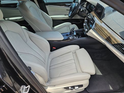 Used 2018 BMW 530e RWD image 14