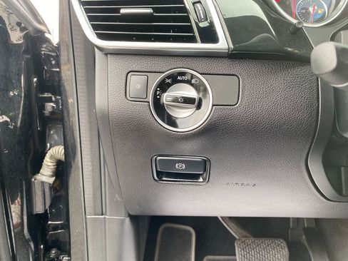 Used 2018 Mercedes-Benz GLE 350 4MATIC image 14