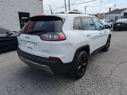 Used 2019 Jeep Cherokee Limited AWD/4WD image 6