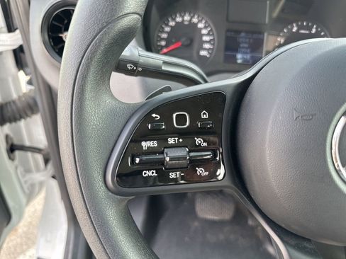 Used 2022 Mercedes-Benz Sprinter 3500 image 48