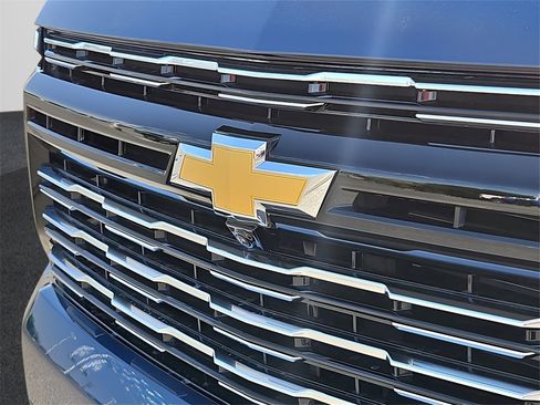 New 2025 Chevrolet Tahoe High Country image 23