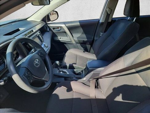 Used 2015 Toyota RAV4 XLE AWD/4WD image 10