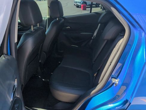 Used 2018 Buick Encore Preferred AWD/4WD image 10