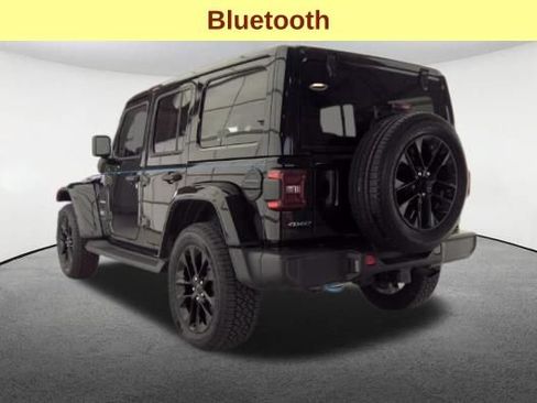 Used 2023 Jeep Wrangler Unlimited Sahara w/ Cold Weather Group AWD/4WD image 8