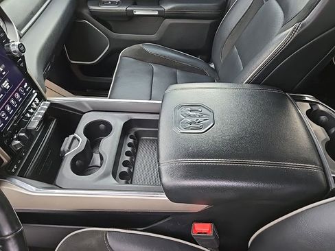 Used 2019 RAM 1500 Laramie image 25