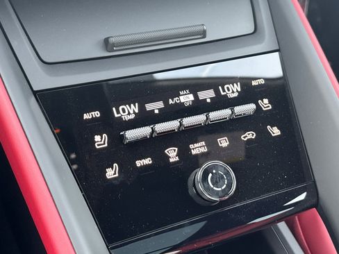 Used 2024 Porsche Macan 4 Electric image 25