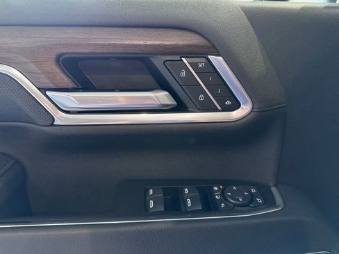 Certified 2025 Chevrolet Silverado 2500 High Country image 25