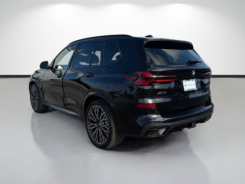 New 2026 BMW X5 xDrive40i w/ M Sport Package AWD/4WD image 5