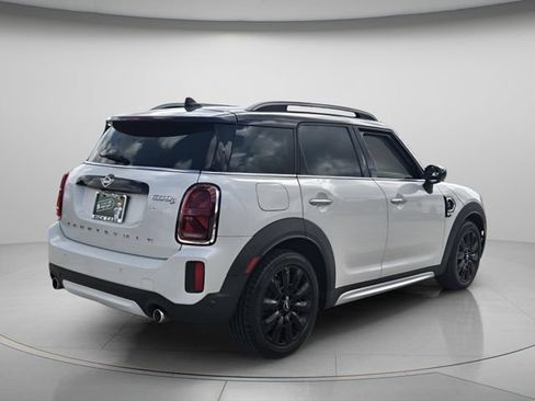 Used 2024 MINI Cooper Countryman S w/ Signature Upholstery Package FWD image 6