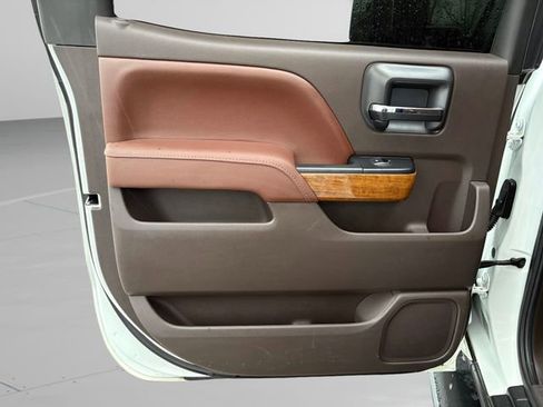 Used 2016 Chevrolet Silverado 2500 High Country image 19