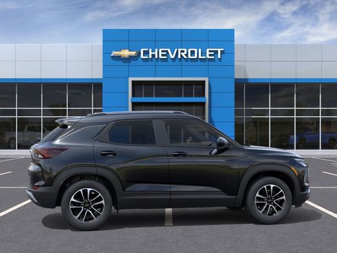 New 2026 Chevrolet TrailBlazer LT w/ Driver Confidence Package FWD image 5