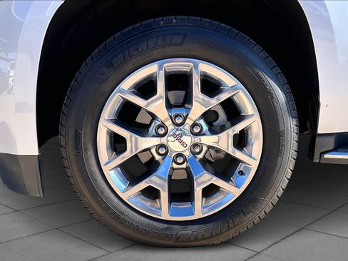 Used 2016 GMC Yukon SLT w/ Open Road Package image 12