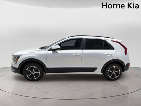 New 2026 Kia Niro LX FWD image 6