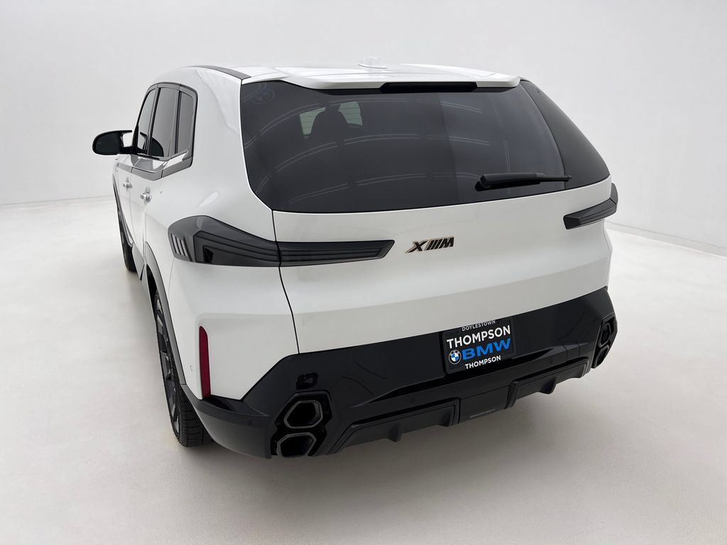 Certified 2023 BMW XM AWD/4WD image 8
