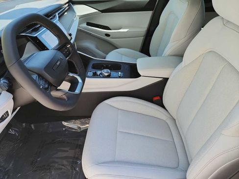 New 2026 Jeep Cherokee Laredo AWD/4WD image 15