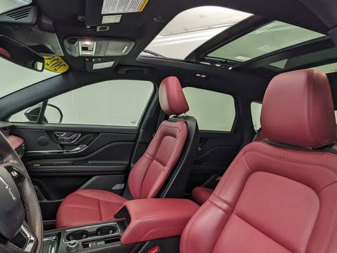 Used 2025 Lincoln Corsair Grand Touring w/ Towing Package image 3