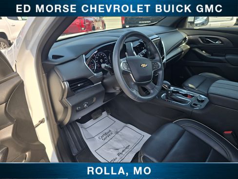 Certified 2023 Chevrolet Traverse Premier FWD image 13