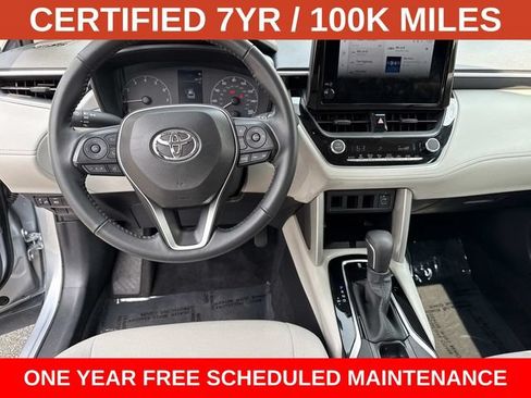 Used 2024 Toyota Corolla Cross LE FWD image 14
