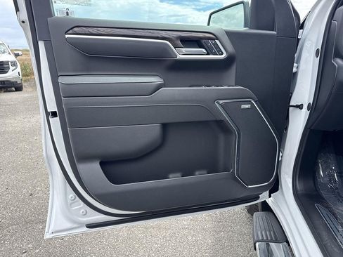 New 2026 GMC Sierra 1500 SLT w/ SLT Premium Plus Package RWD image 19